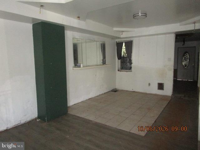 1921 Ruan St Property Photo 2