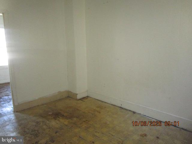 1921 Ruan St Property Photo 5