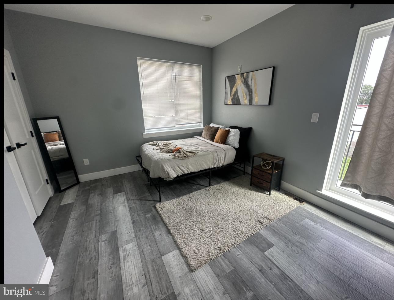 817-19 N 42nd St #5 Property Photo 8