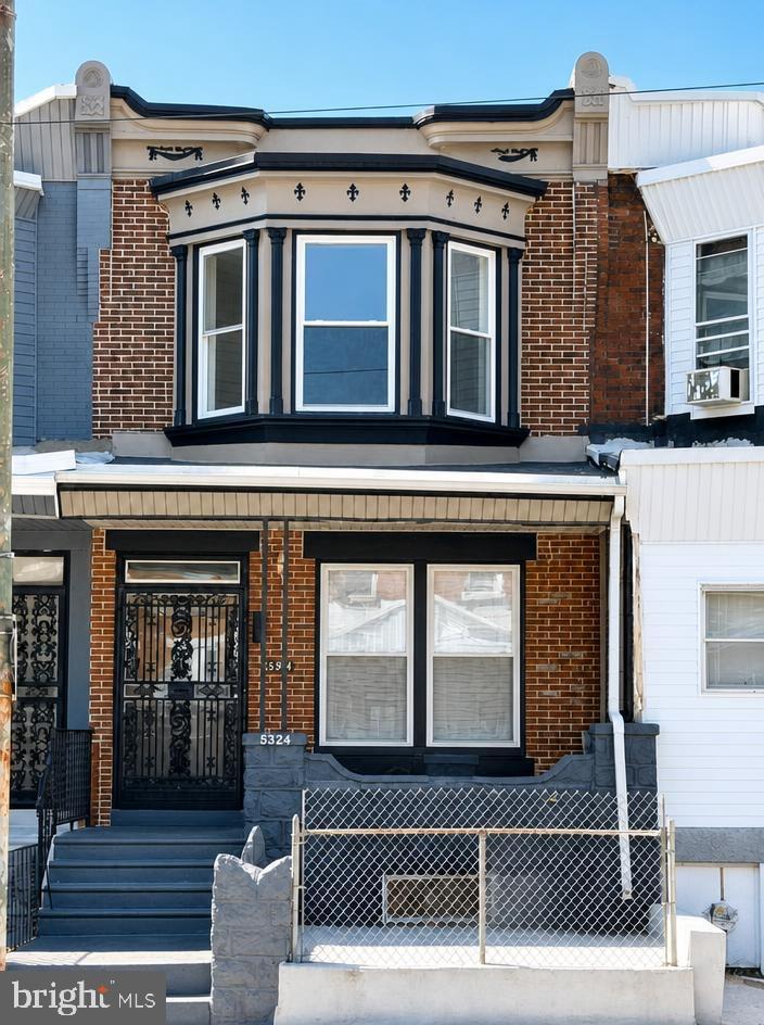 5324 W Girard Ave Property Photo 1