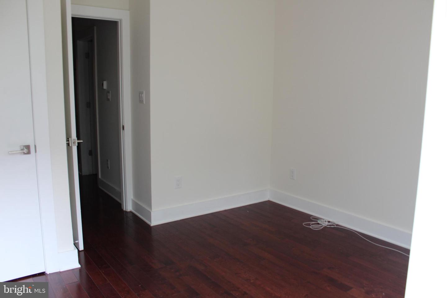 1706 Arlington St Property Photo 7