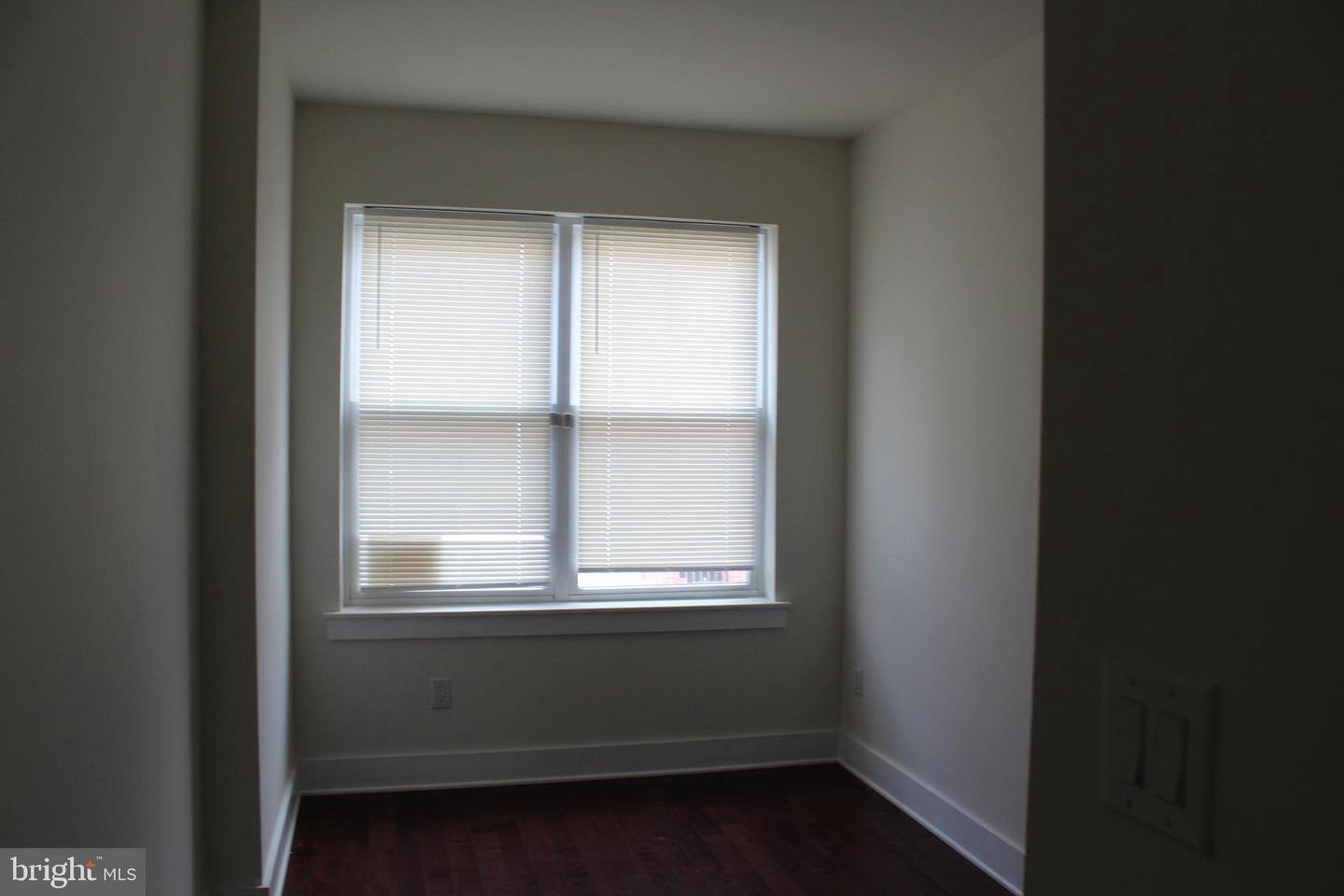 1706 Arlington St Property Photo 9