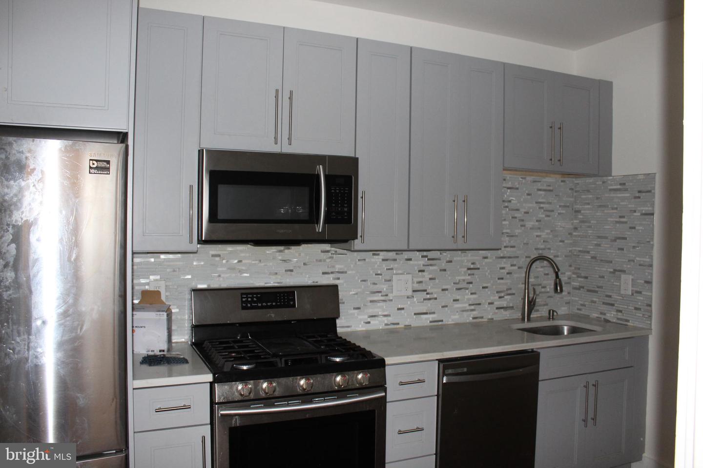 1706 Arlington St Property Photo 17