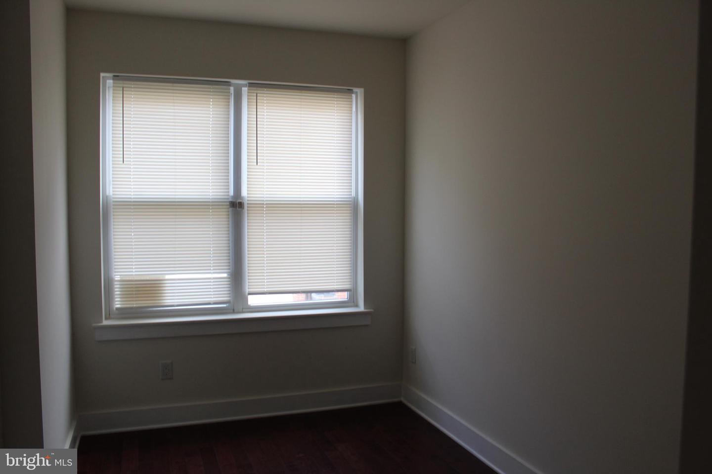 1706 Arlington St Property Photo 21