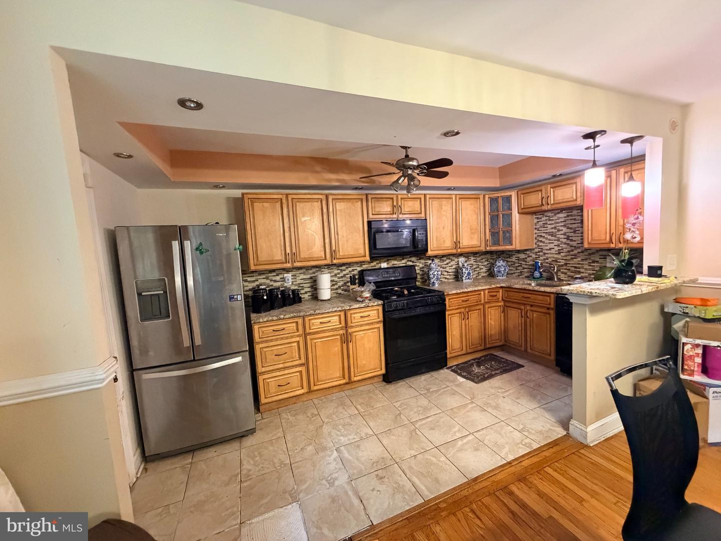 6406 Musgrave St Property Photo 4