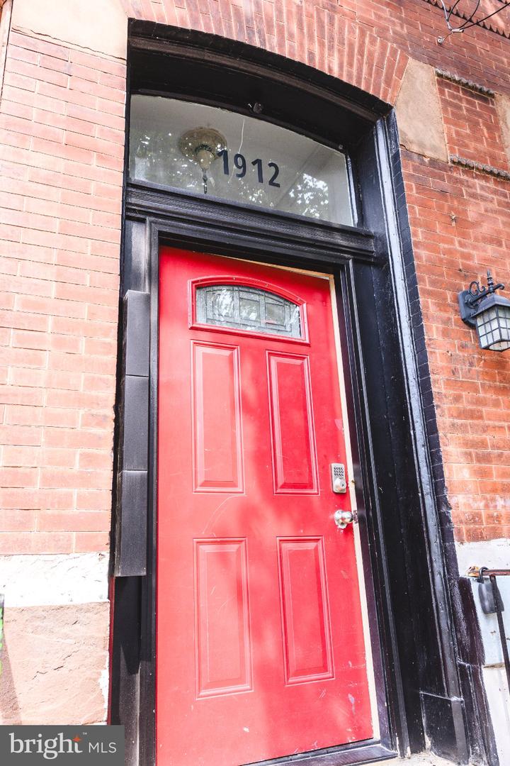 1912 7th Property Photo 2