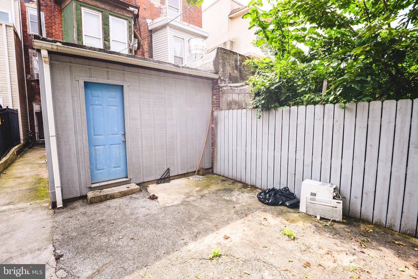 1912 7th Property Photo 12