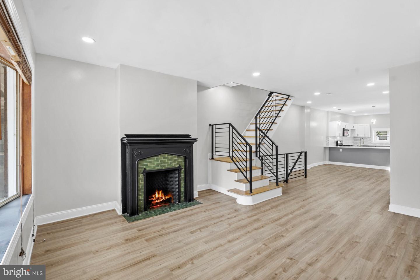 5831 Washington Ave Property Photo 5