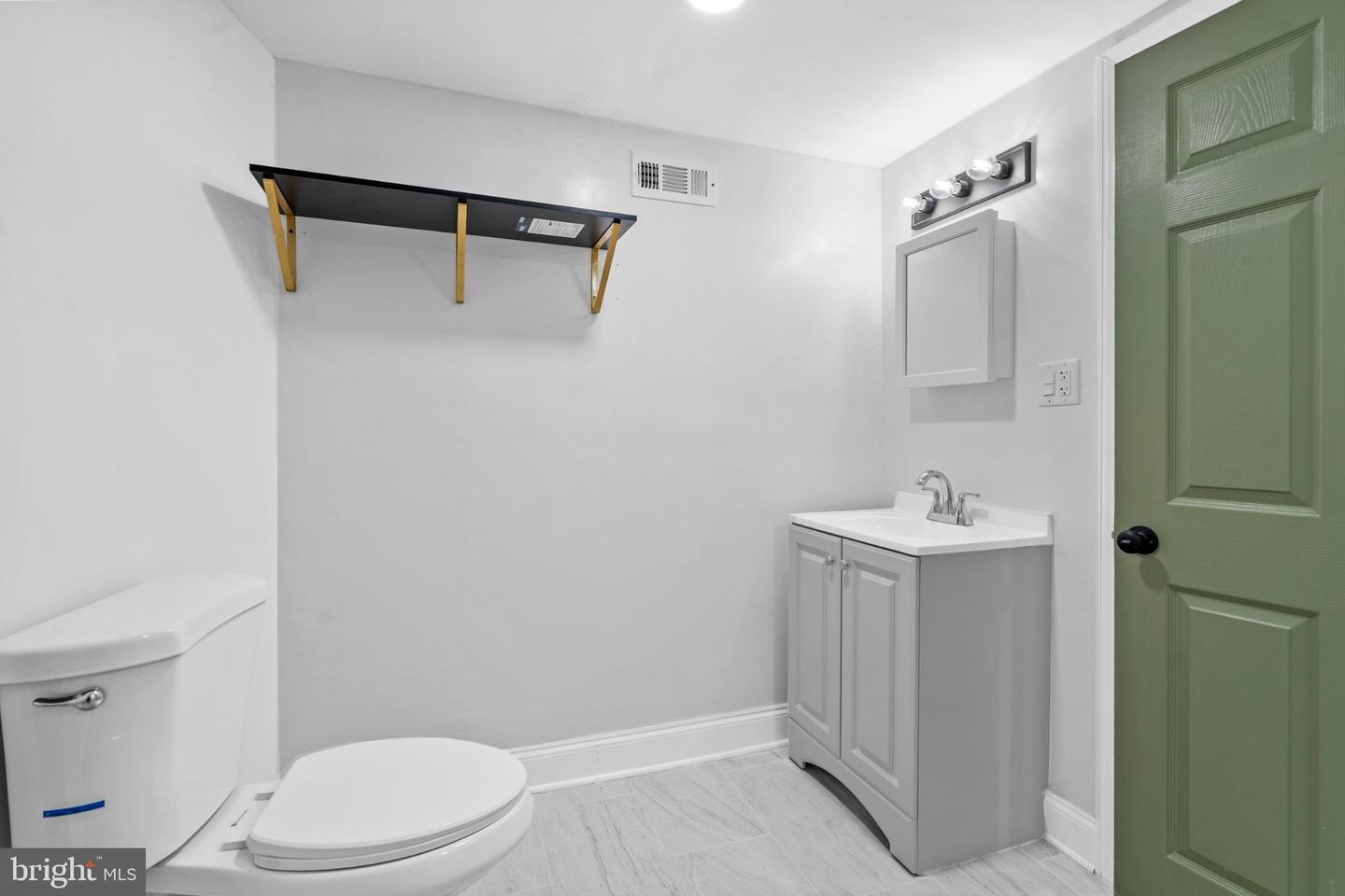 5831 Washington Ave Property Photo 23