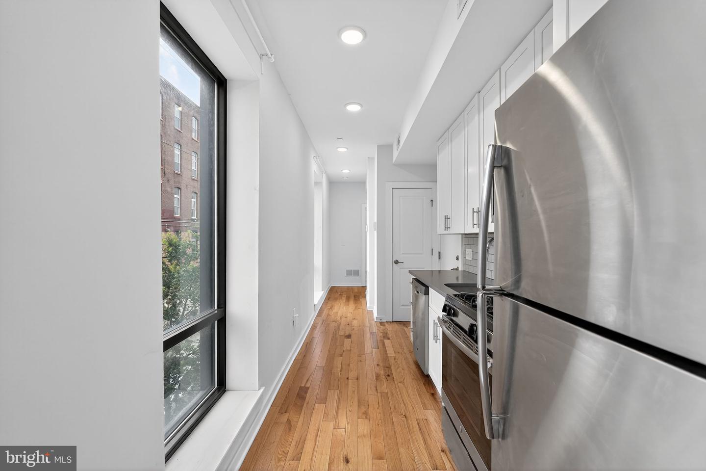 1659 N Randolph #1 Property Photo 6