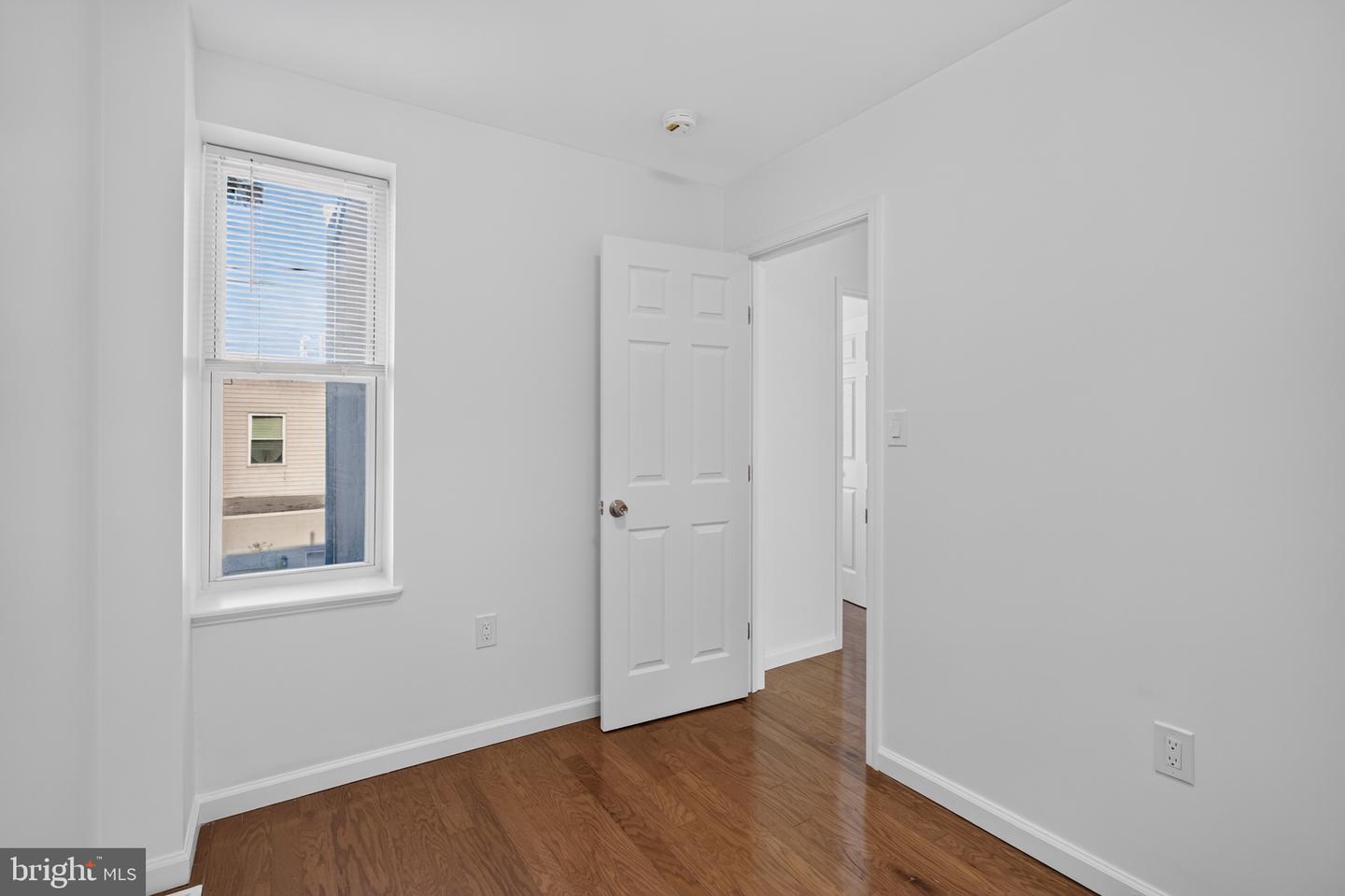 1338 S Dover St Property Photo 20