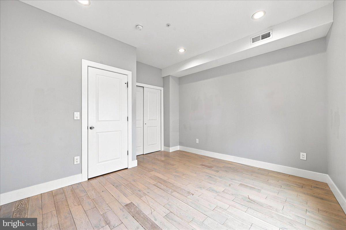 1730 Ingersoll St Property Photo 13