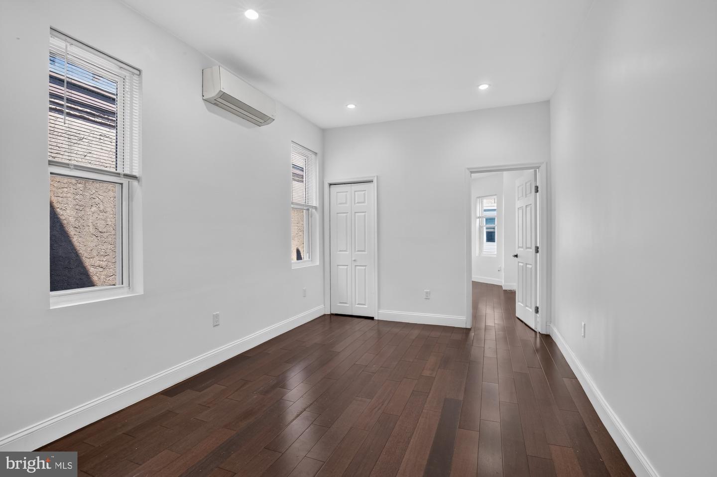 2319 N College Ave #b Property Photo 1