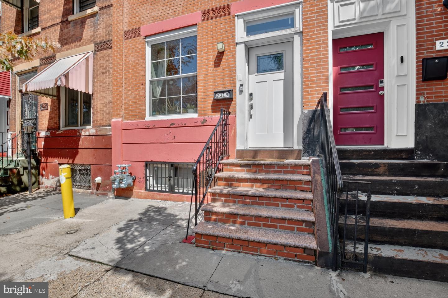 2319 N College Ave #b Property Photo 25