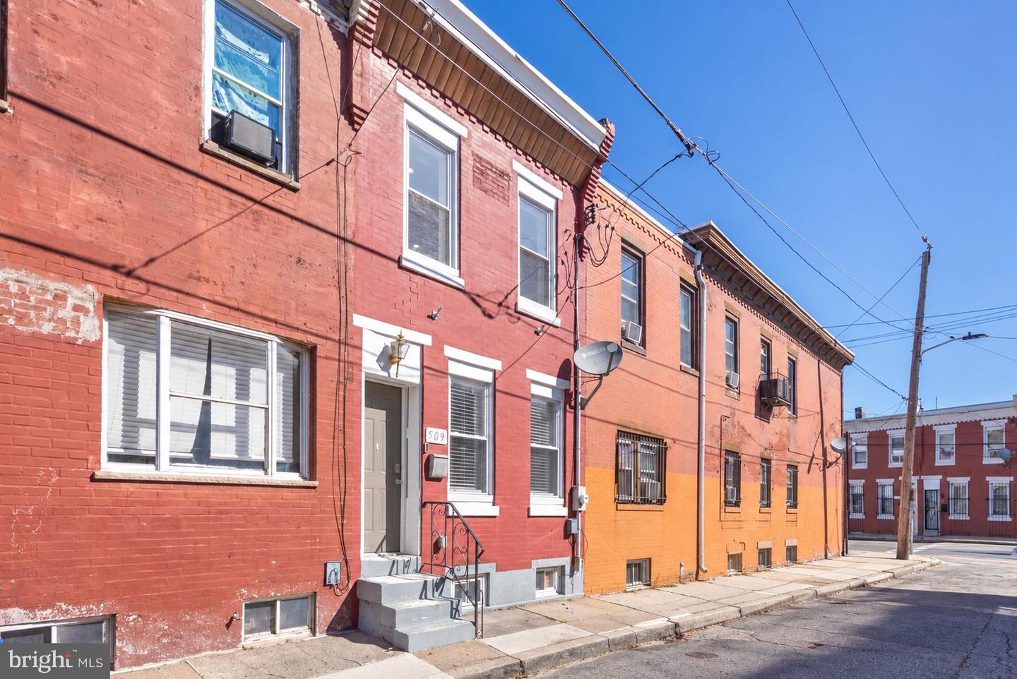 509 Tree St Property Photo 1