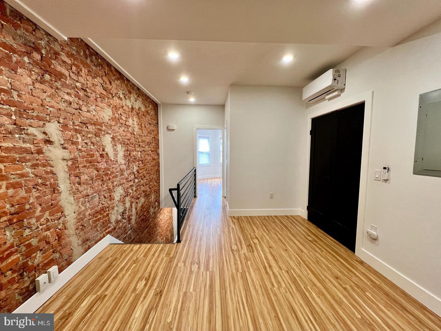 3957 N Percy St Property Photo 5