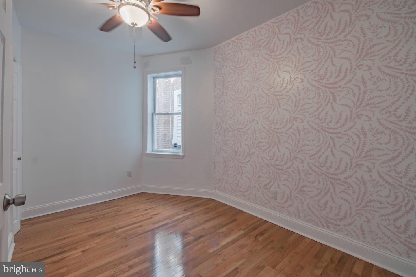 5917 Addison St Property Photo 19