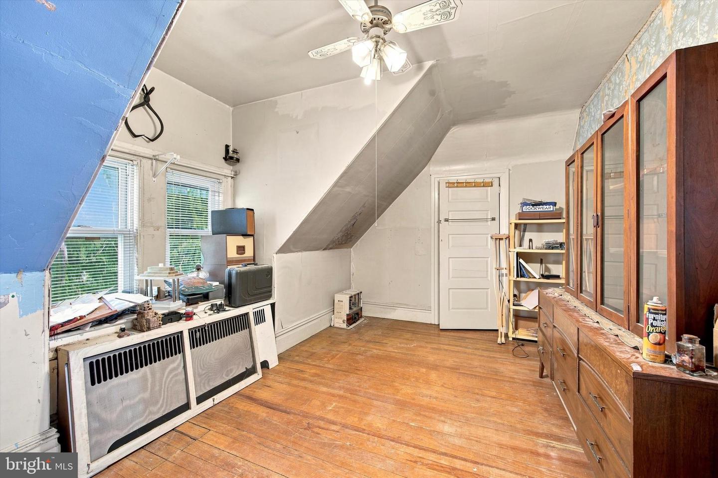 102 E Cliveden St Property Photo 6