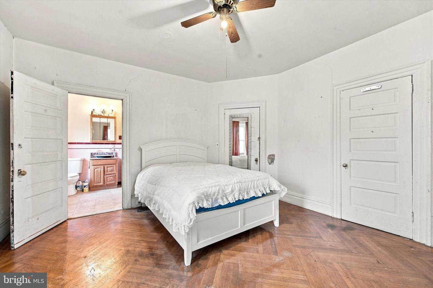 102 E Cliveden St Property Photo 13