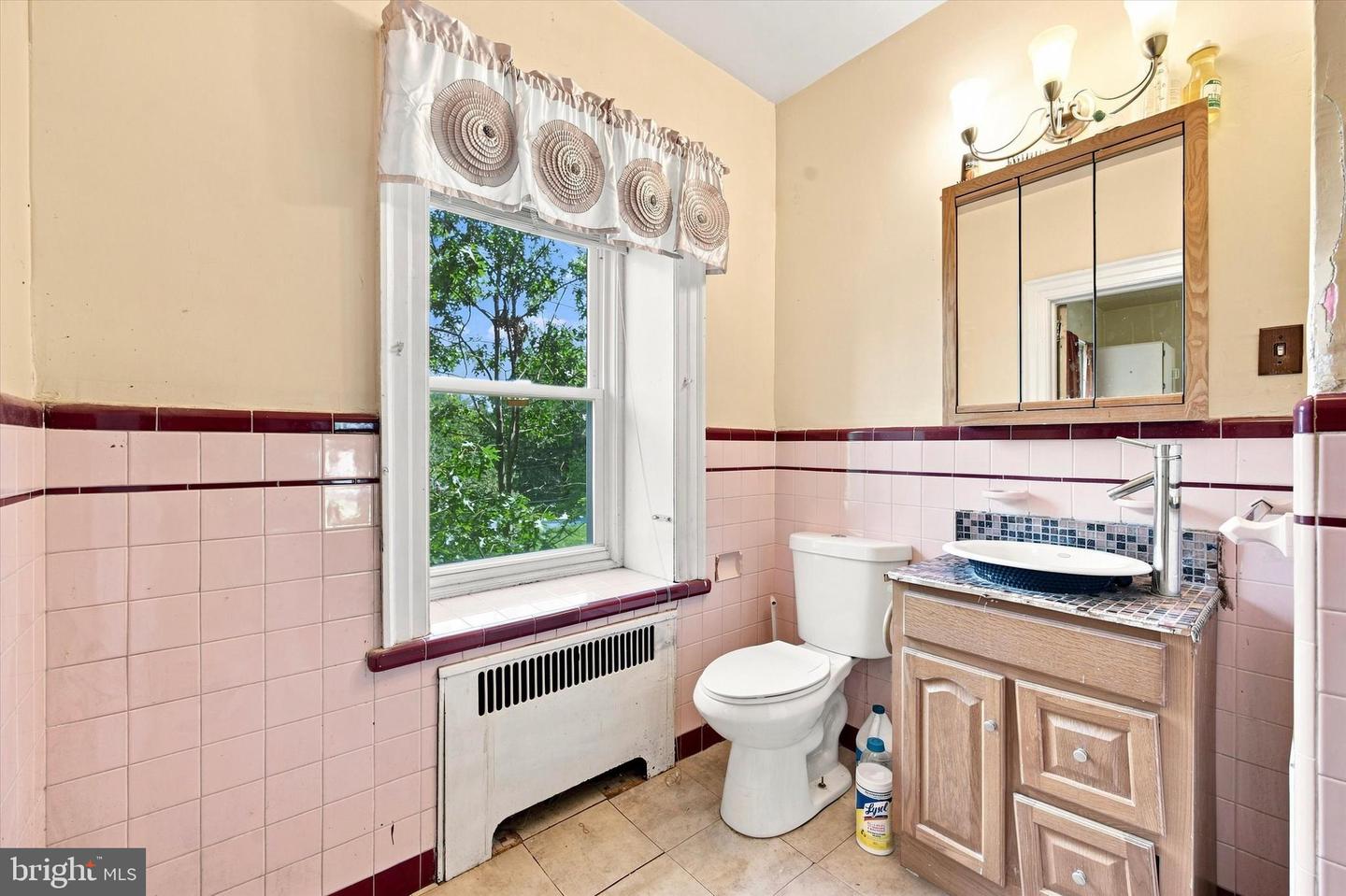 102 E Cliveden St Property Photo 15
