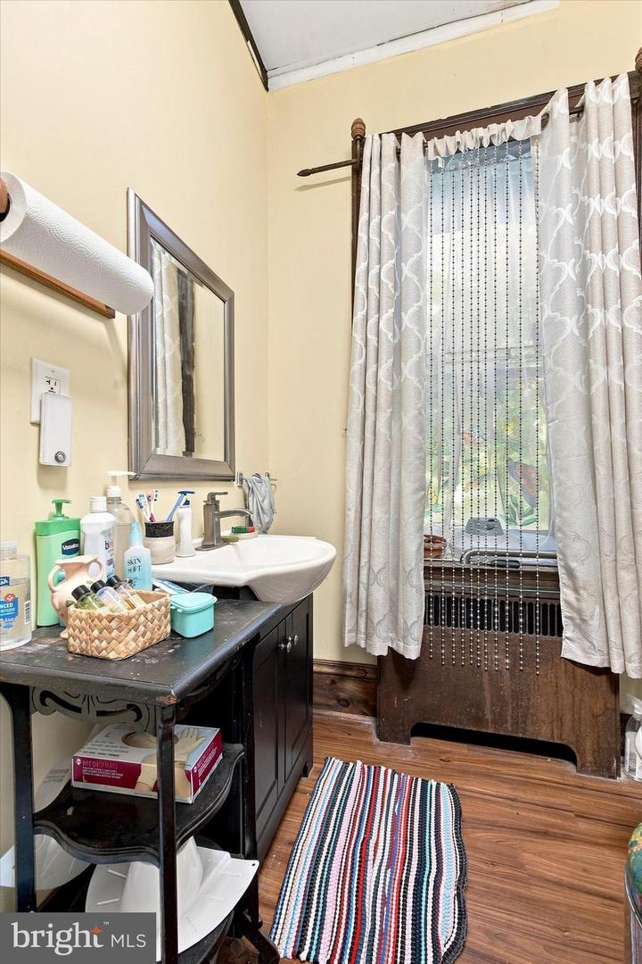102 E Cliveden St Property Photo 21