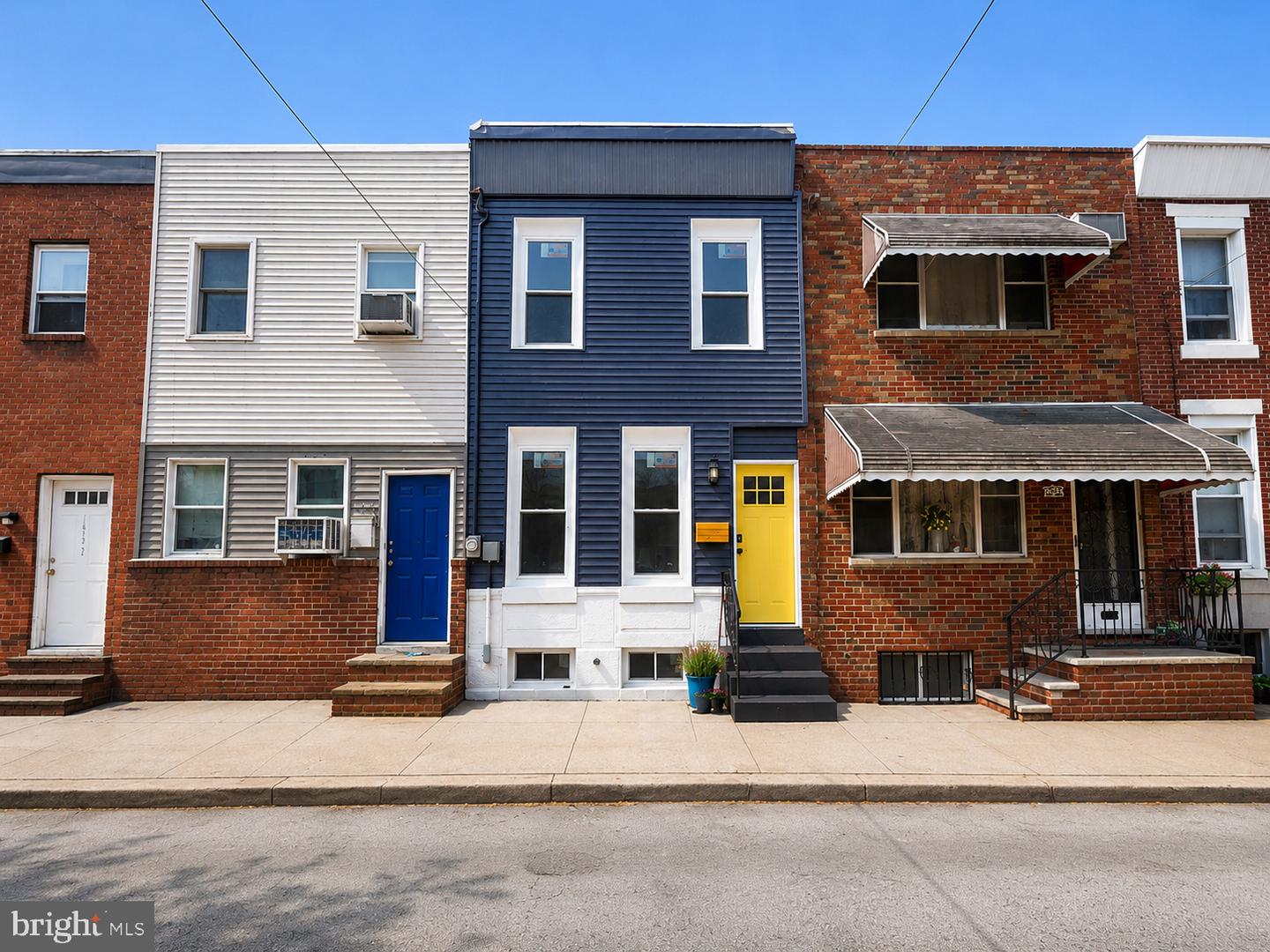 1828 S Bancroft St Property Photo 1