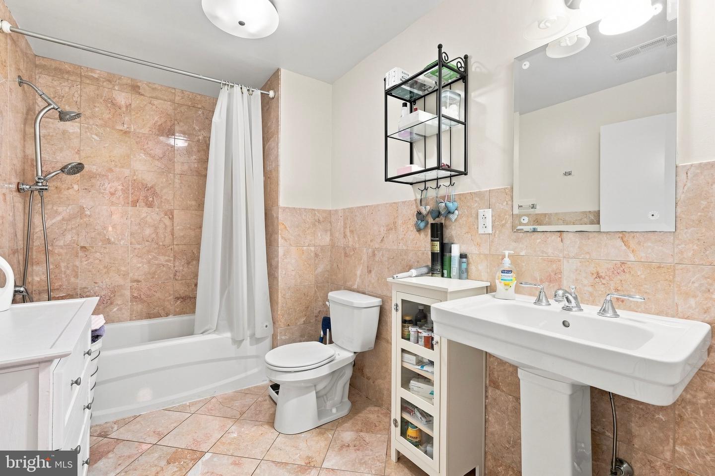 3750-78 Main St #302 Property Photo 7