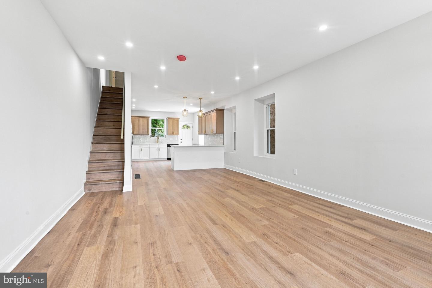 4107 Manayunk Ave Property Photo 4