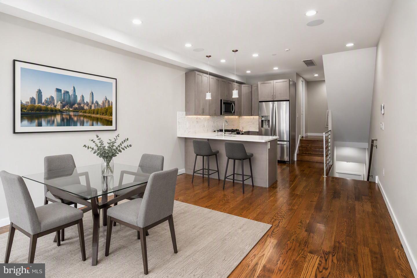 740 N Uber St #2 Property Photo 3