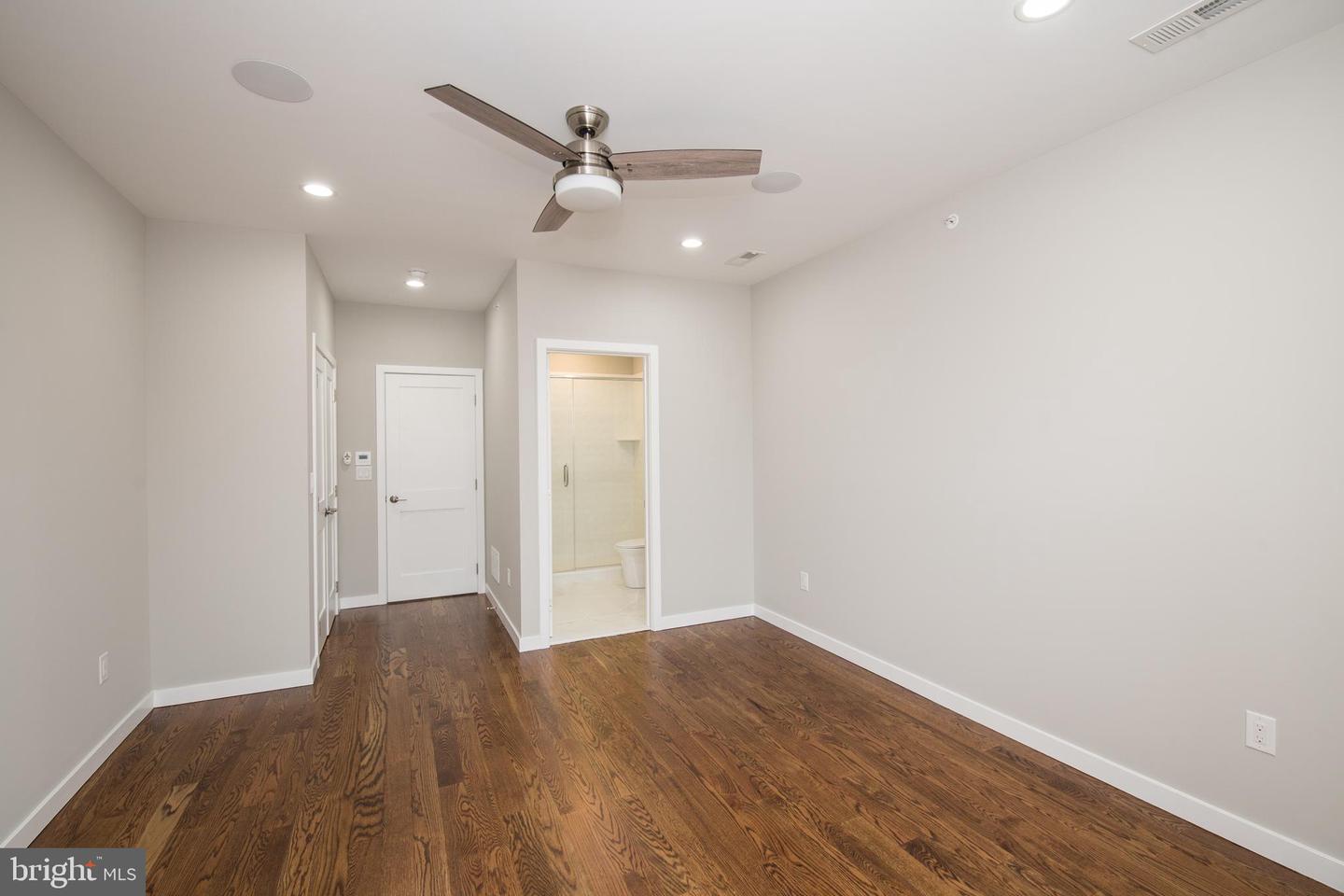 740 N Uber St #2 Property Photo 19
