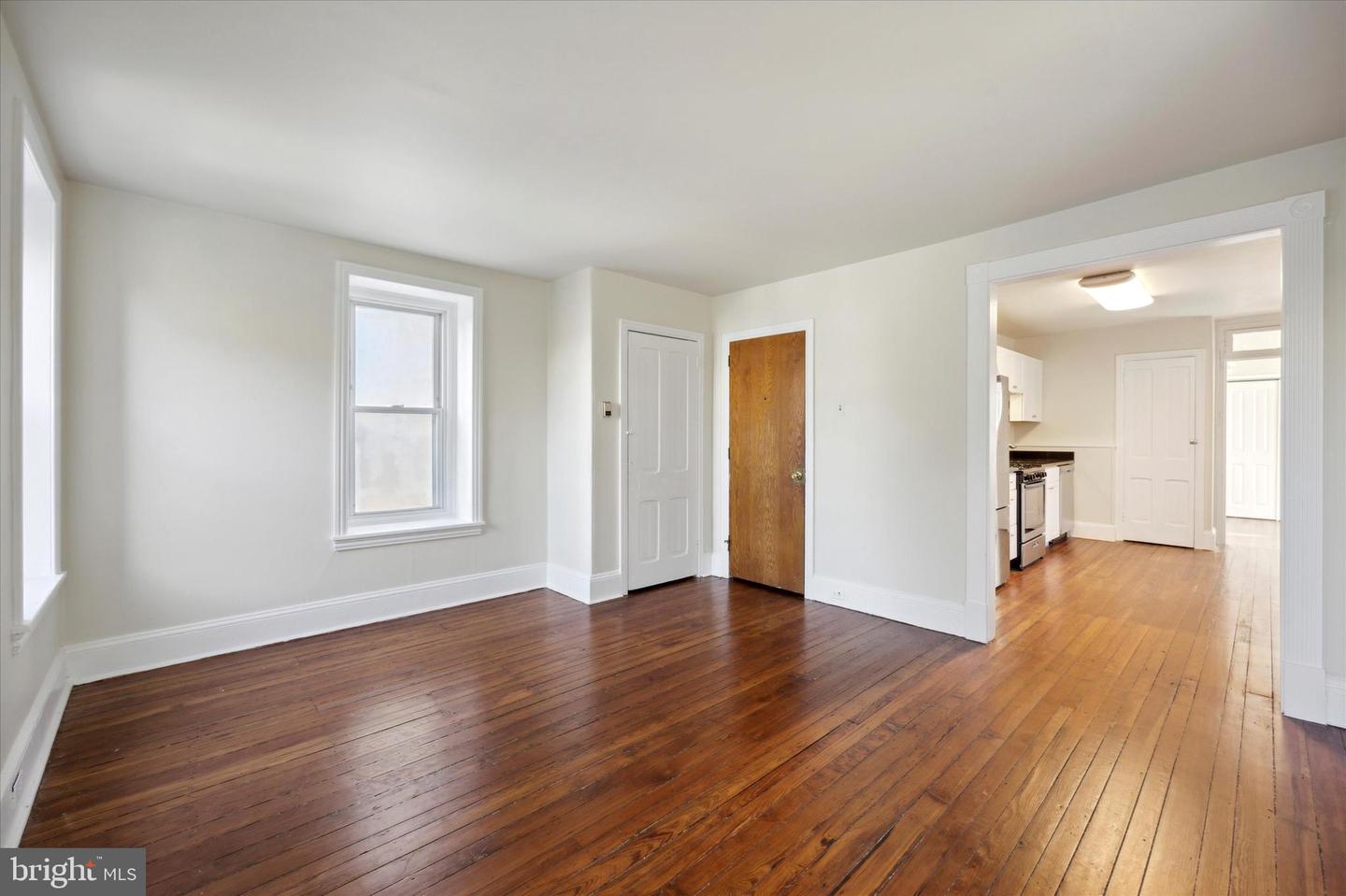 200 E Willow Grove Ave #2 Property Photo 3
