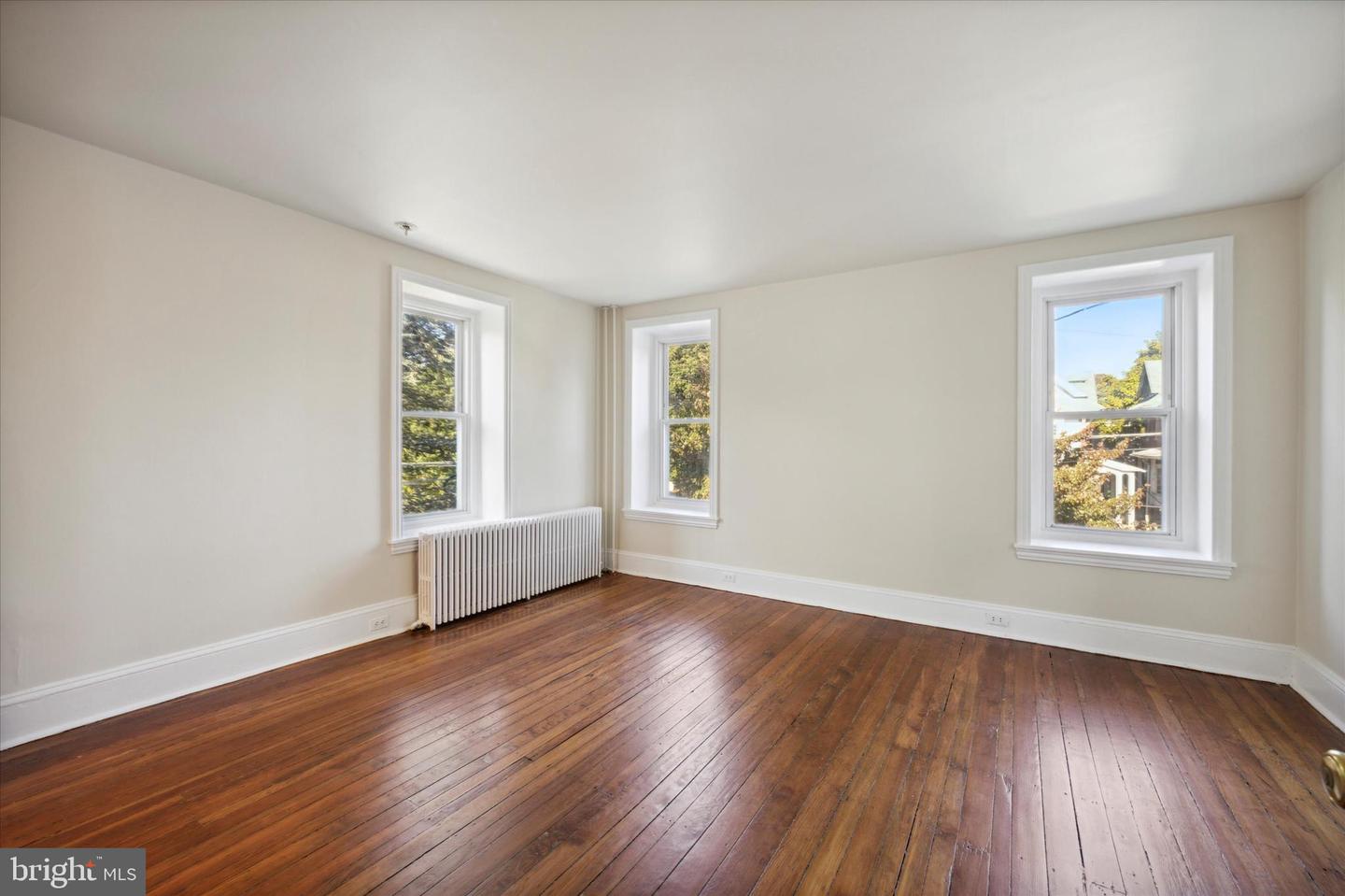 200 E Willow Grove Ave #2 Property Photo 5