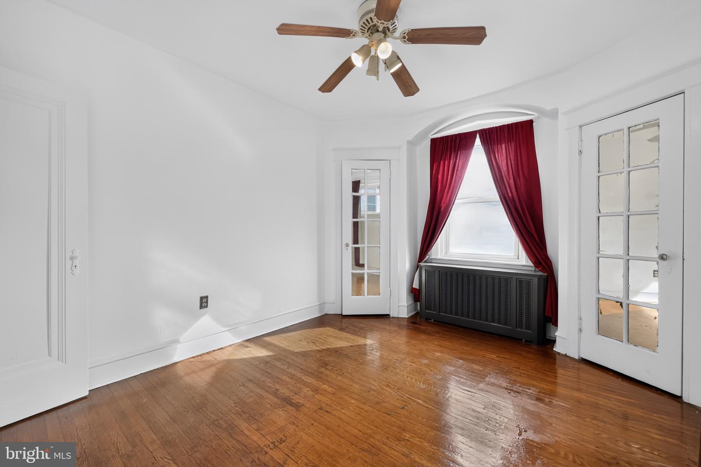7091 Forrest Ave Property Photo 10
