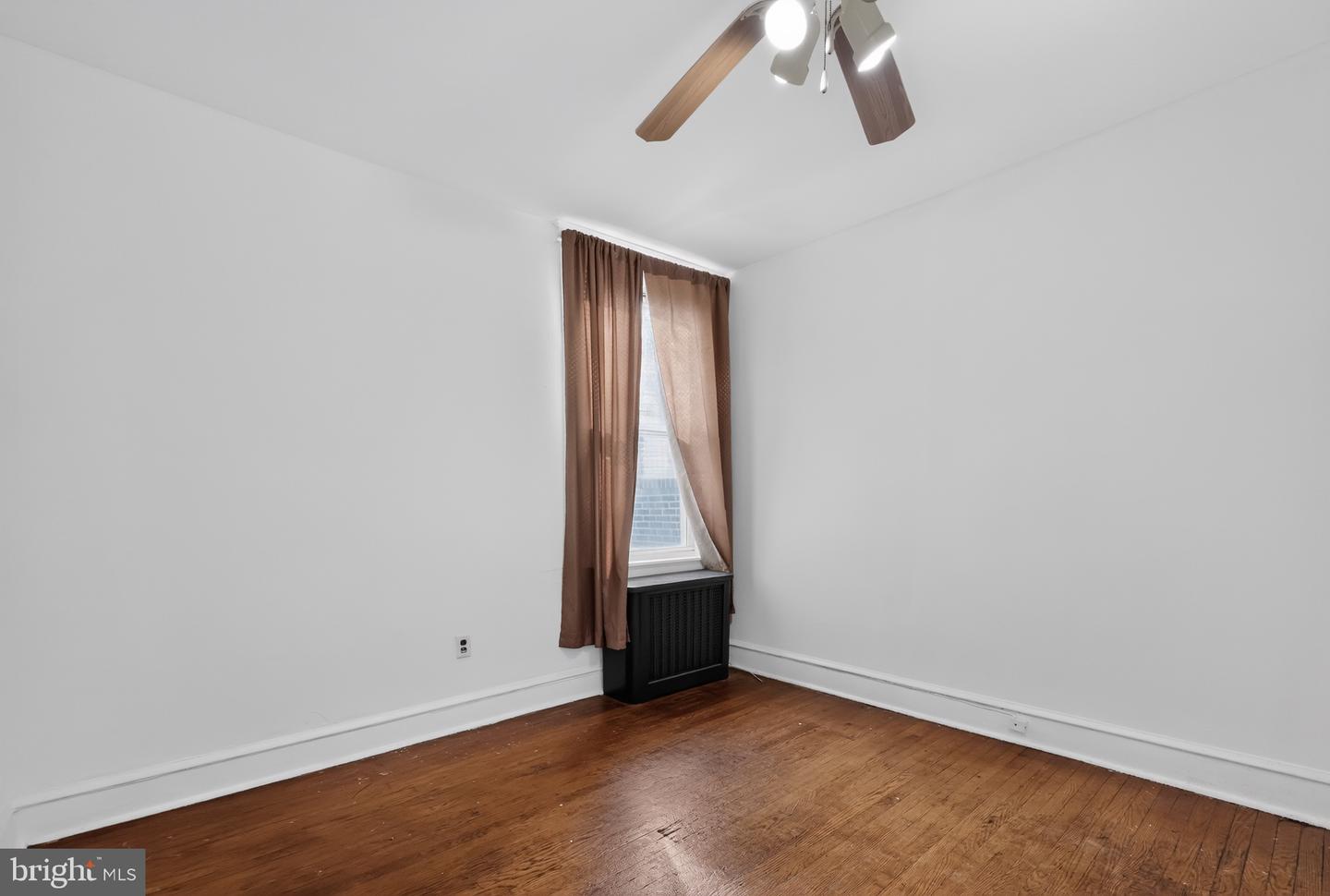 7091 Forrest Ave Property Photo 12