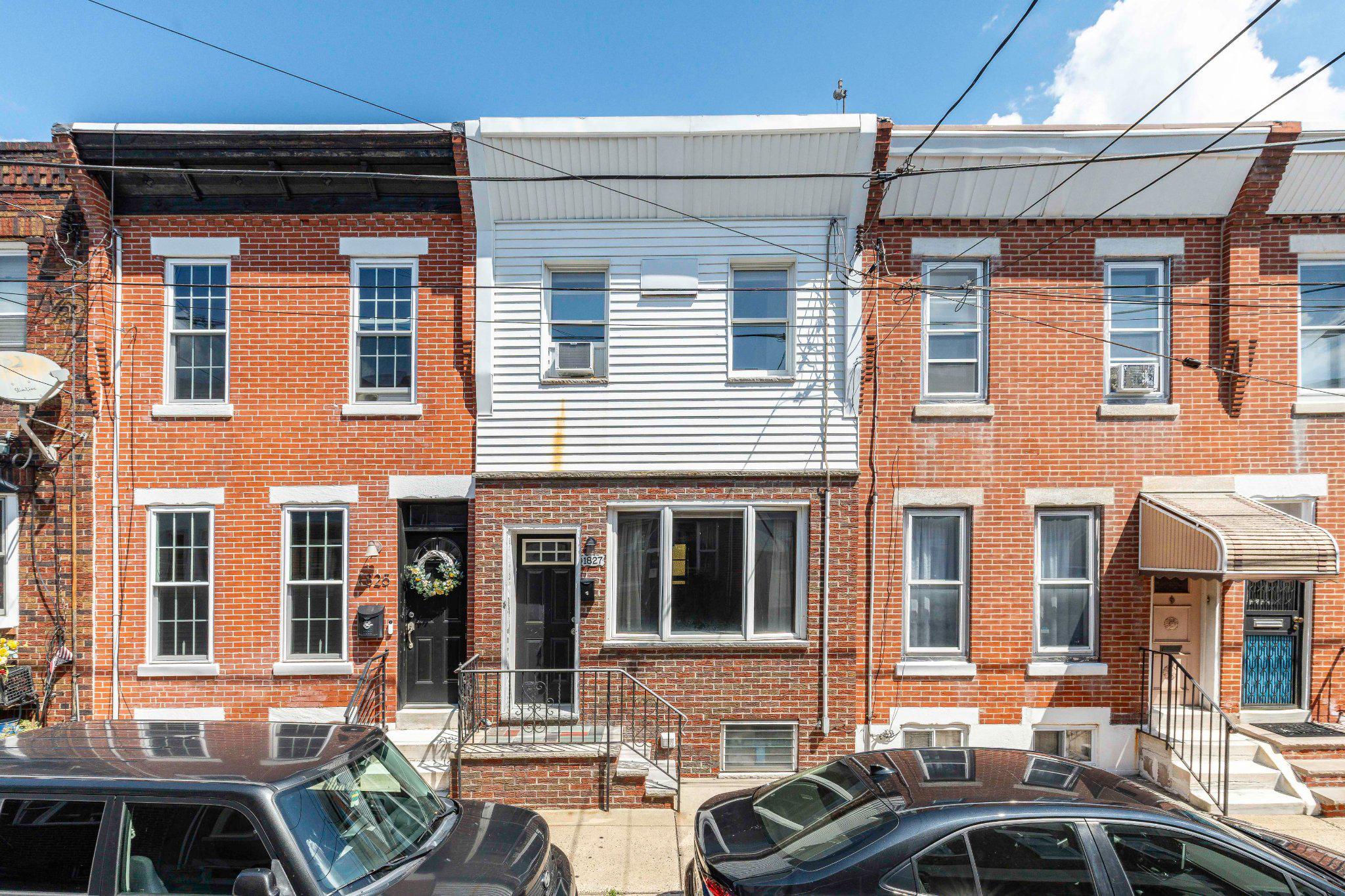 1827 S Carlisle St Property Photo 1