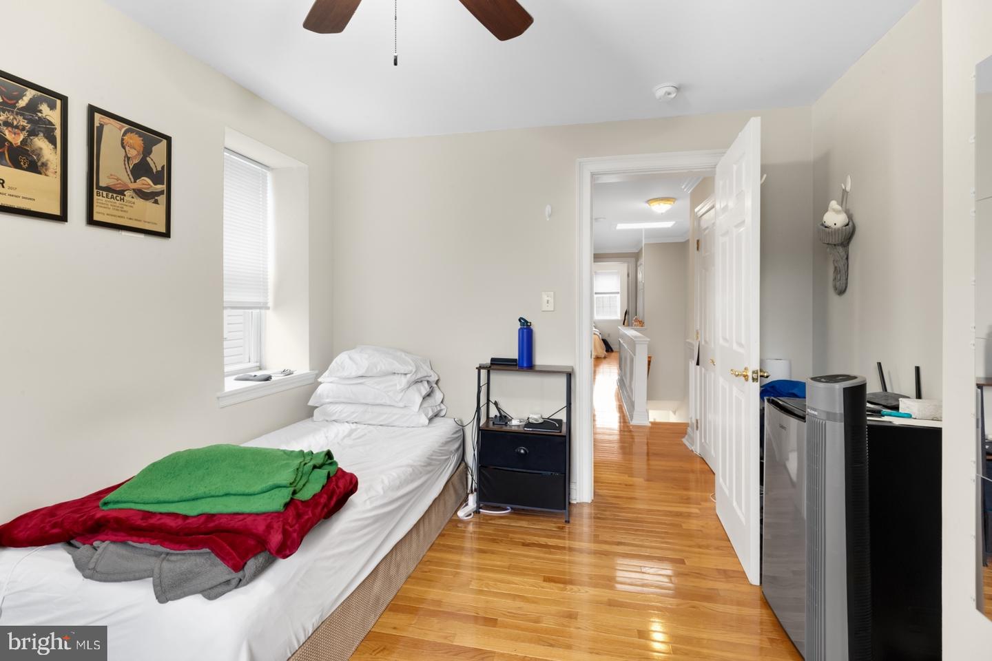 2229 St Albans St Property Photo 23