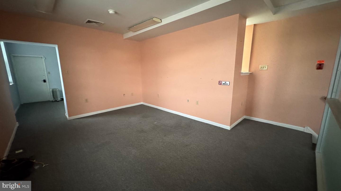 1040 E Passyunk Ave Property Photo 3