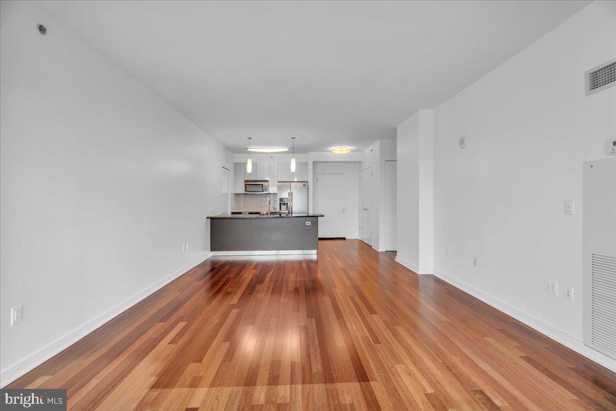 2101-00 Market St #3705 Property Photo 9