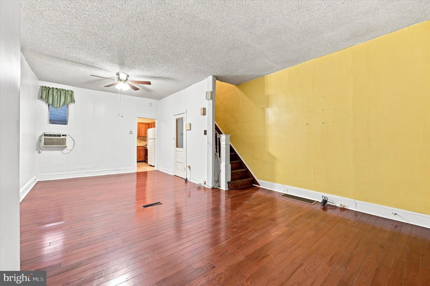 3237 N Bambrey St Property Photo 3