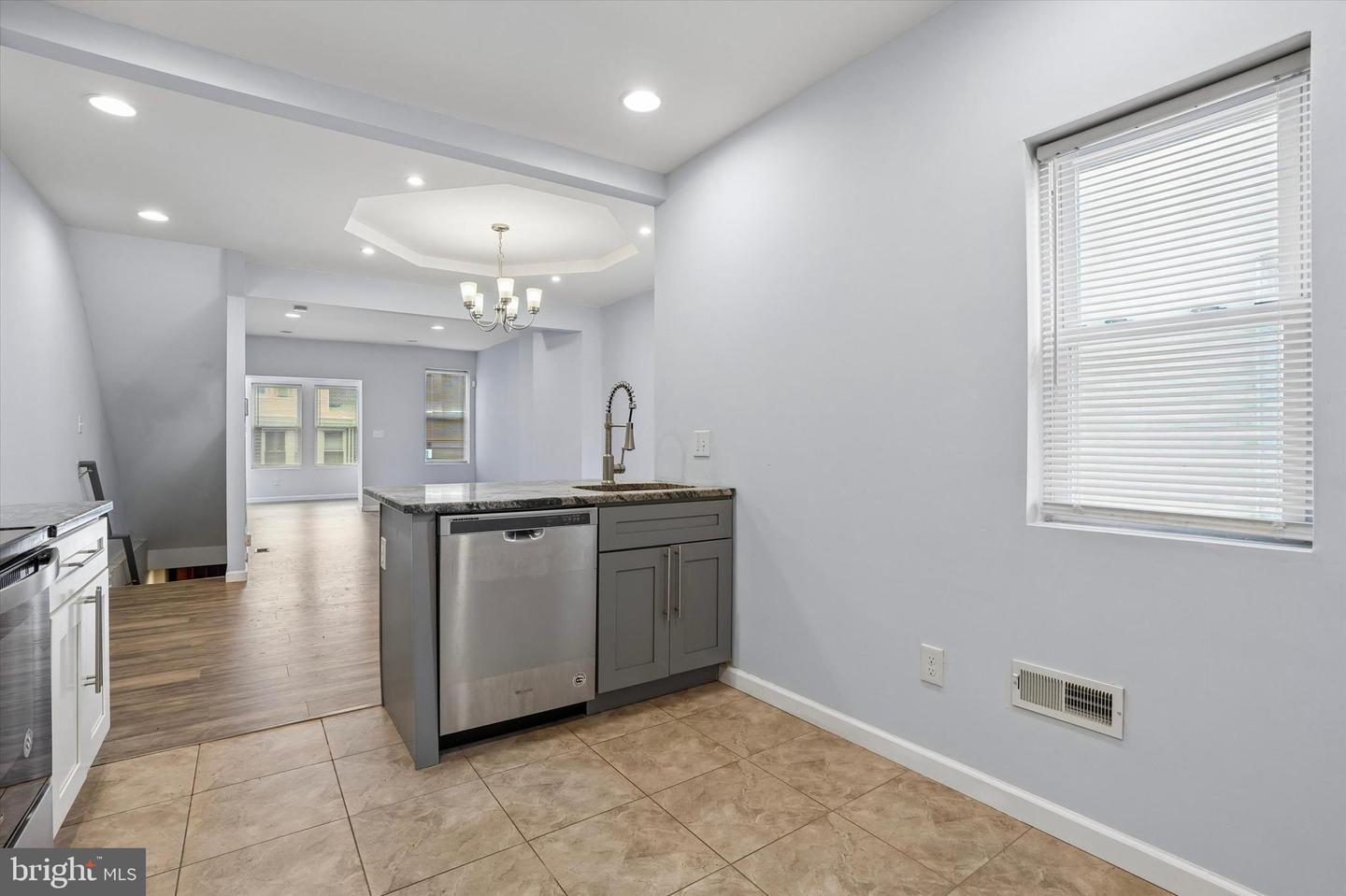 5381 Hazelhurst St Property Photo 13