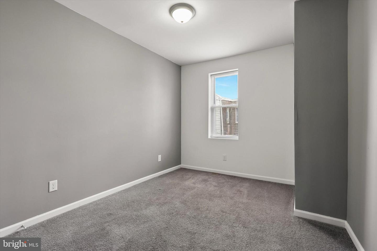 5381 Hazelhurst St Property Photo 14