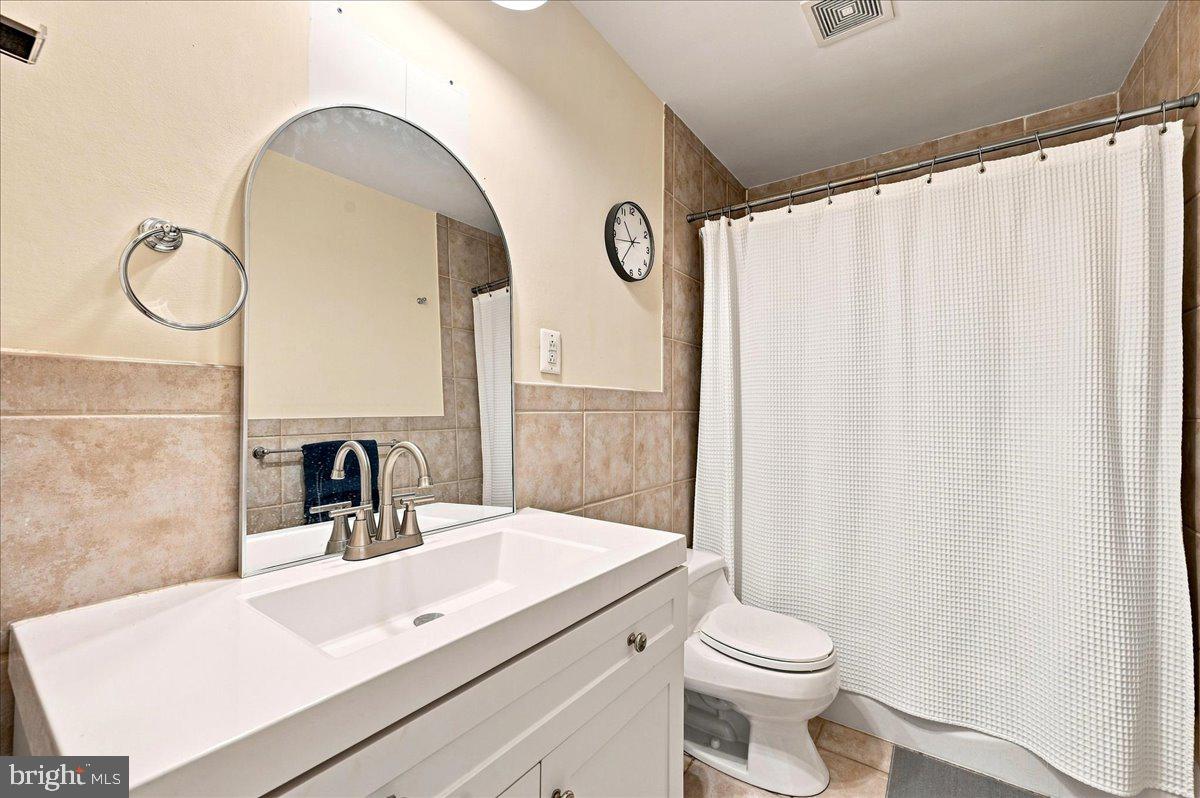 250-00 S 13th St #11e Property Photo 21