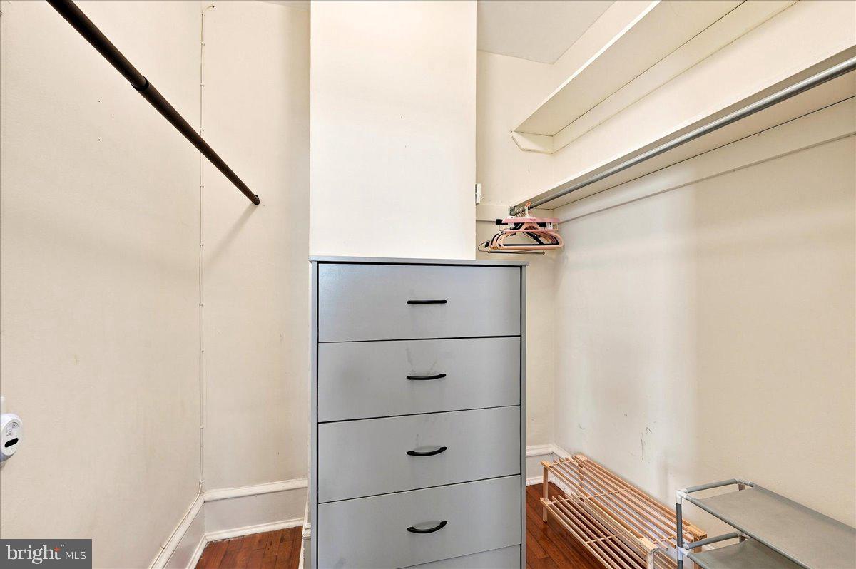 250-00 S 13th St #11e Property Photo 38