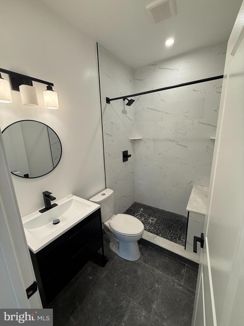 2623 Poplar St #1 Property Photo 4