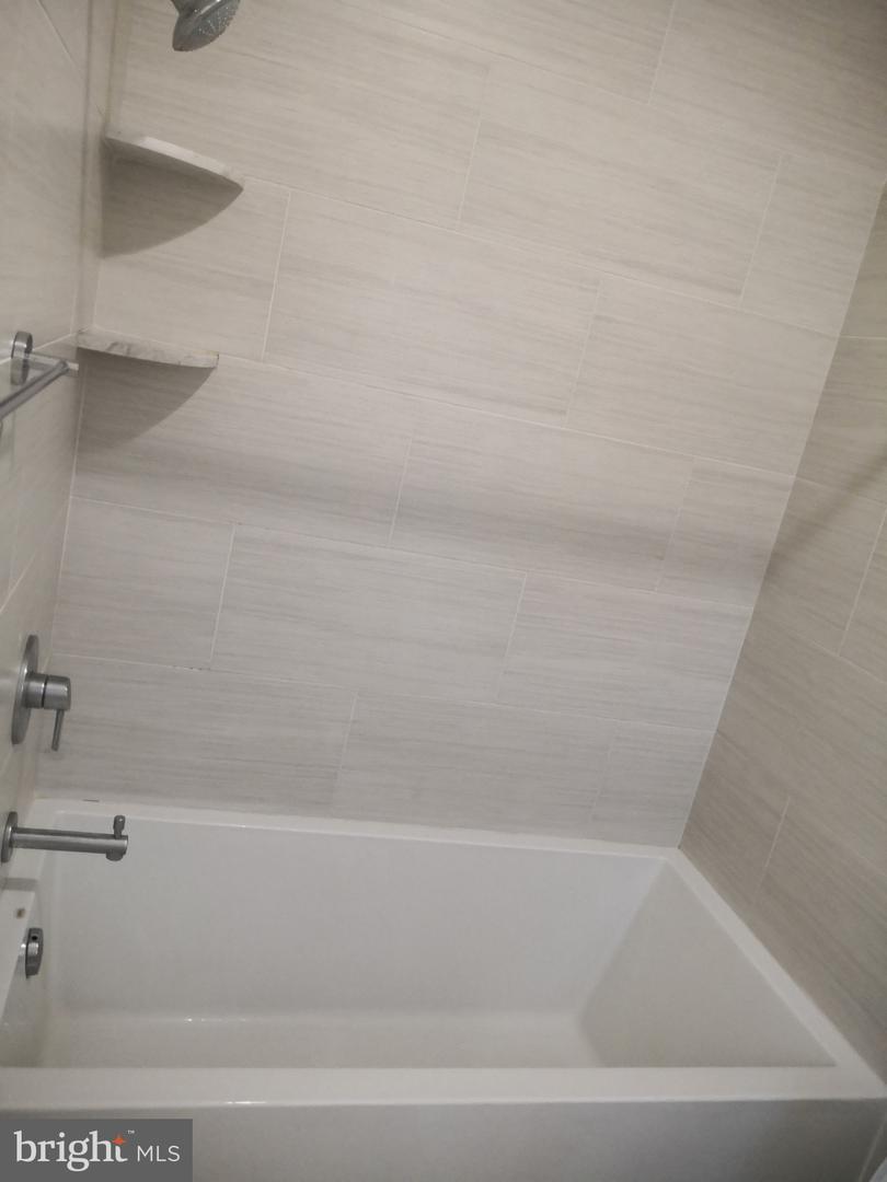 1102 Lemon St Property Photo 11