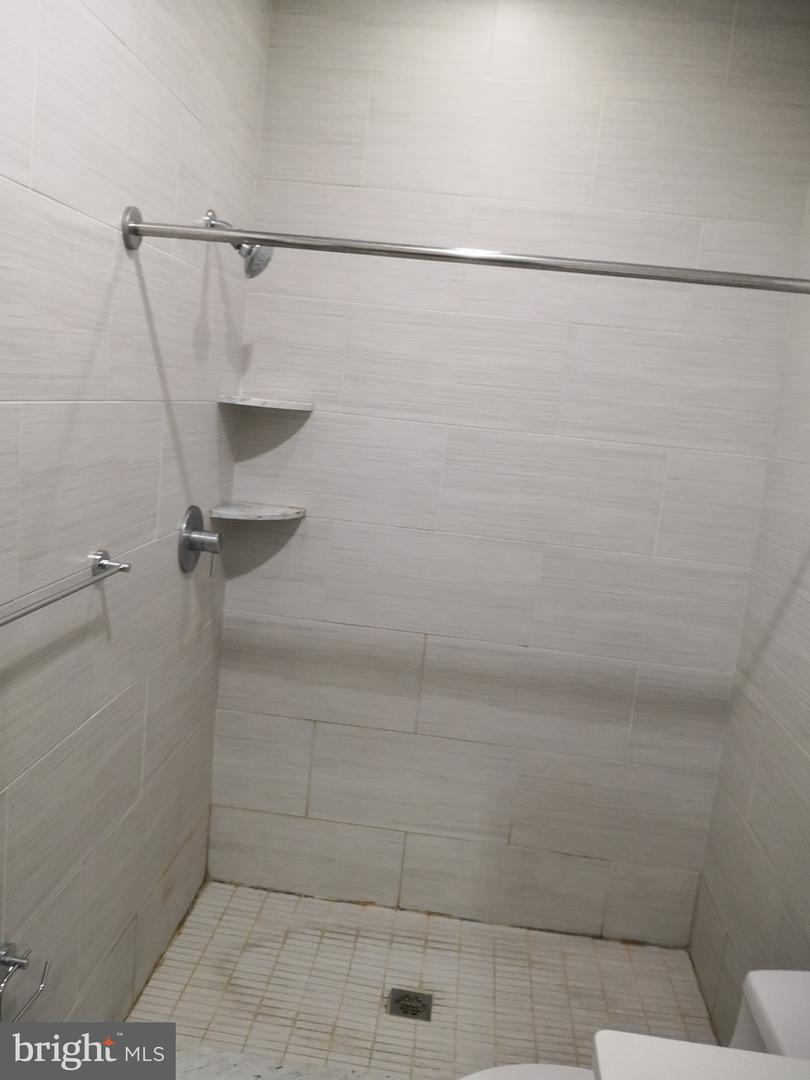 1102 Lemon St Property Photo 23