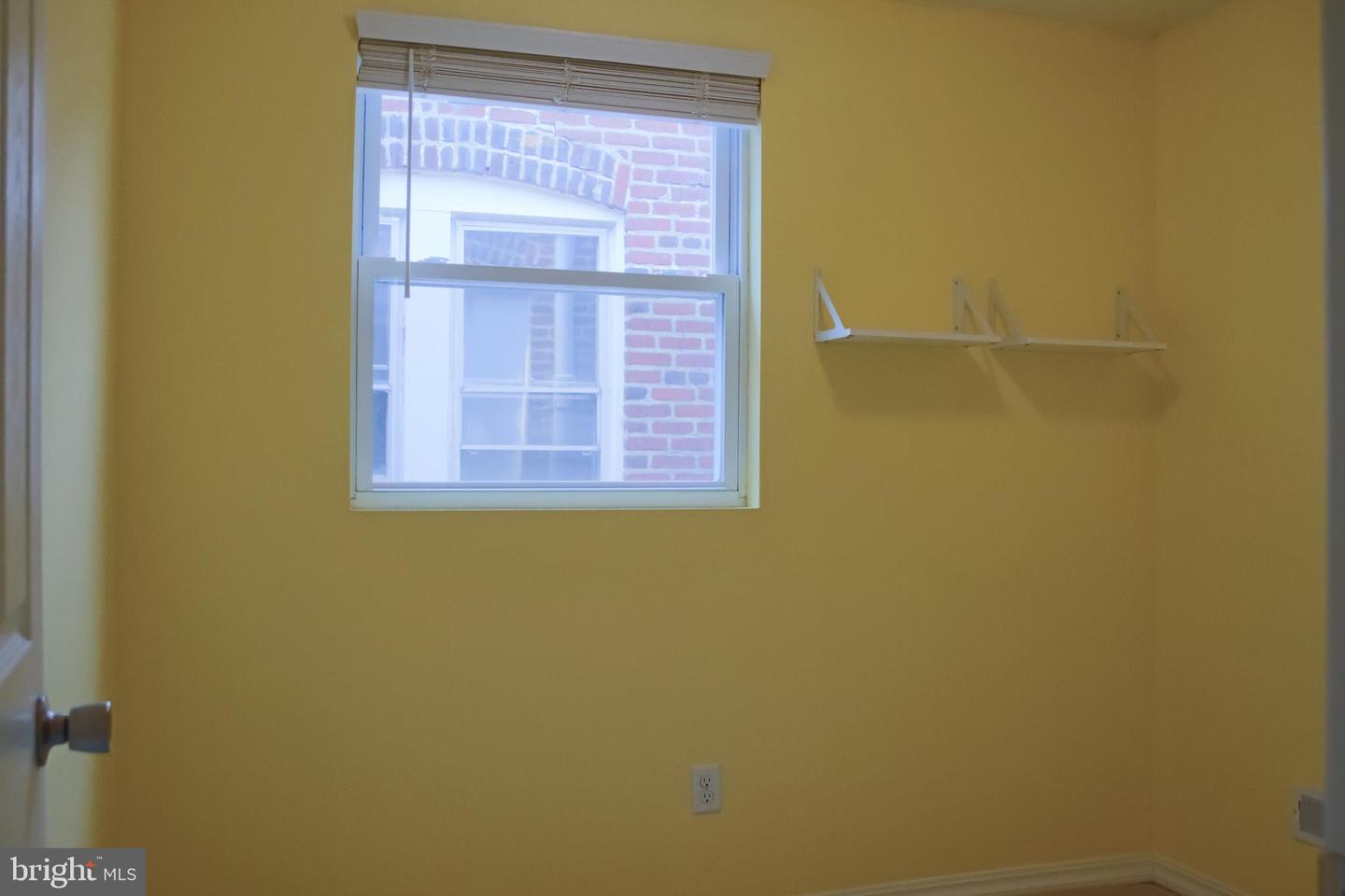 4929 Sansom St Property Photo 9
