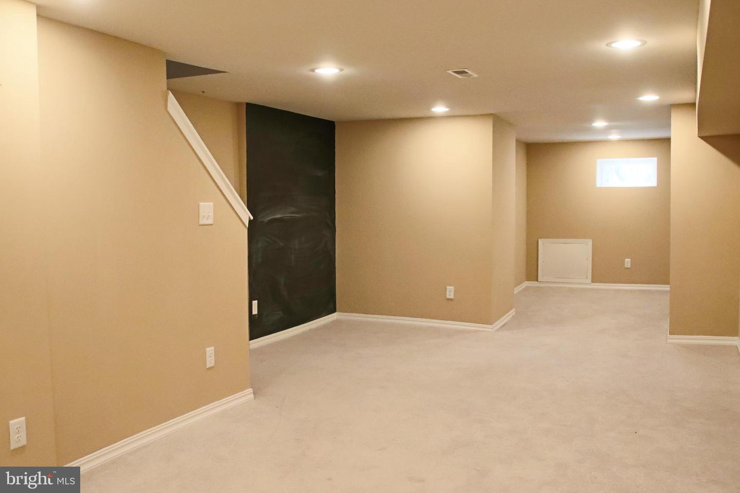 4929 Sansom St Property Photo 15