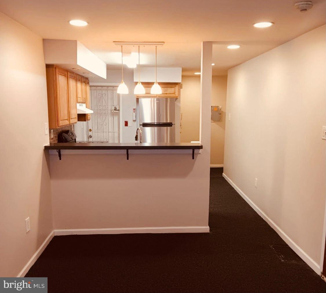 1732 W Diamond St #1 Property Photo 2