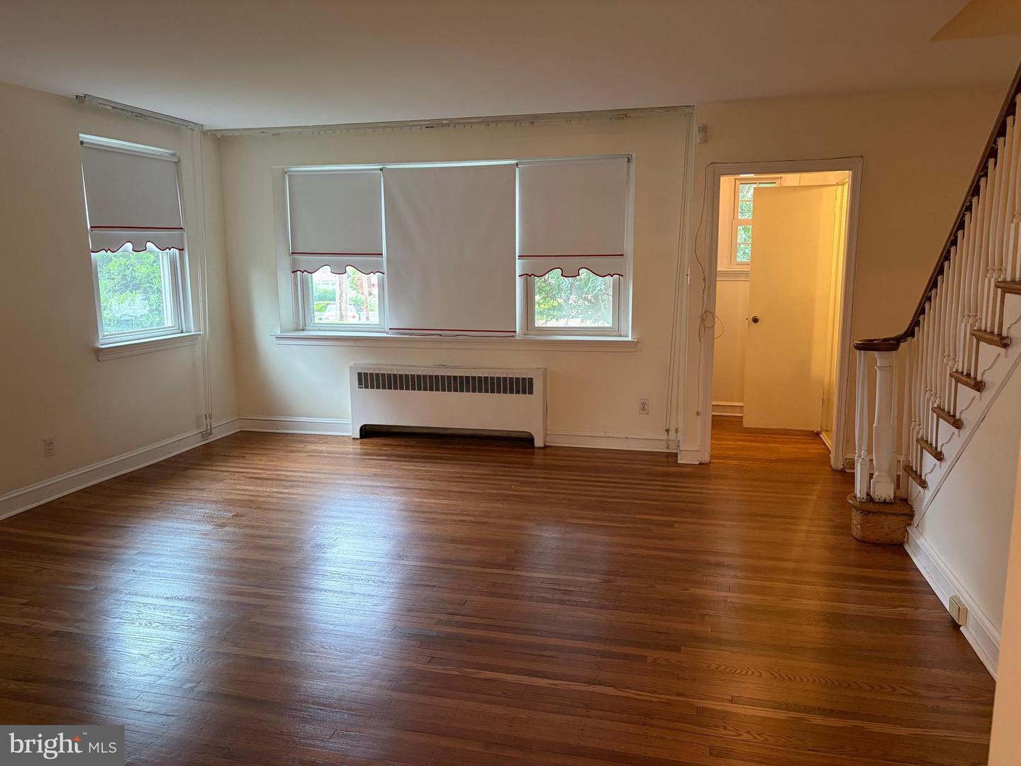 2105 Parkwyn Rd Property Photo 5